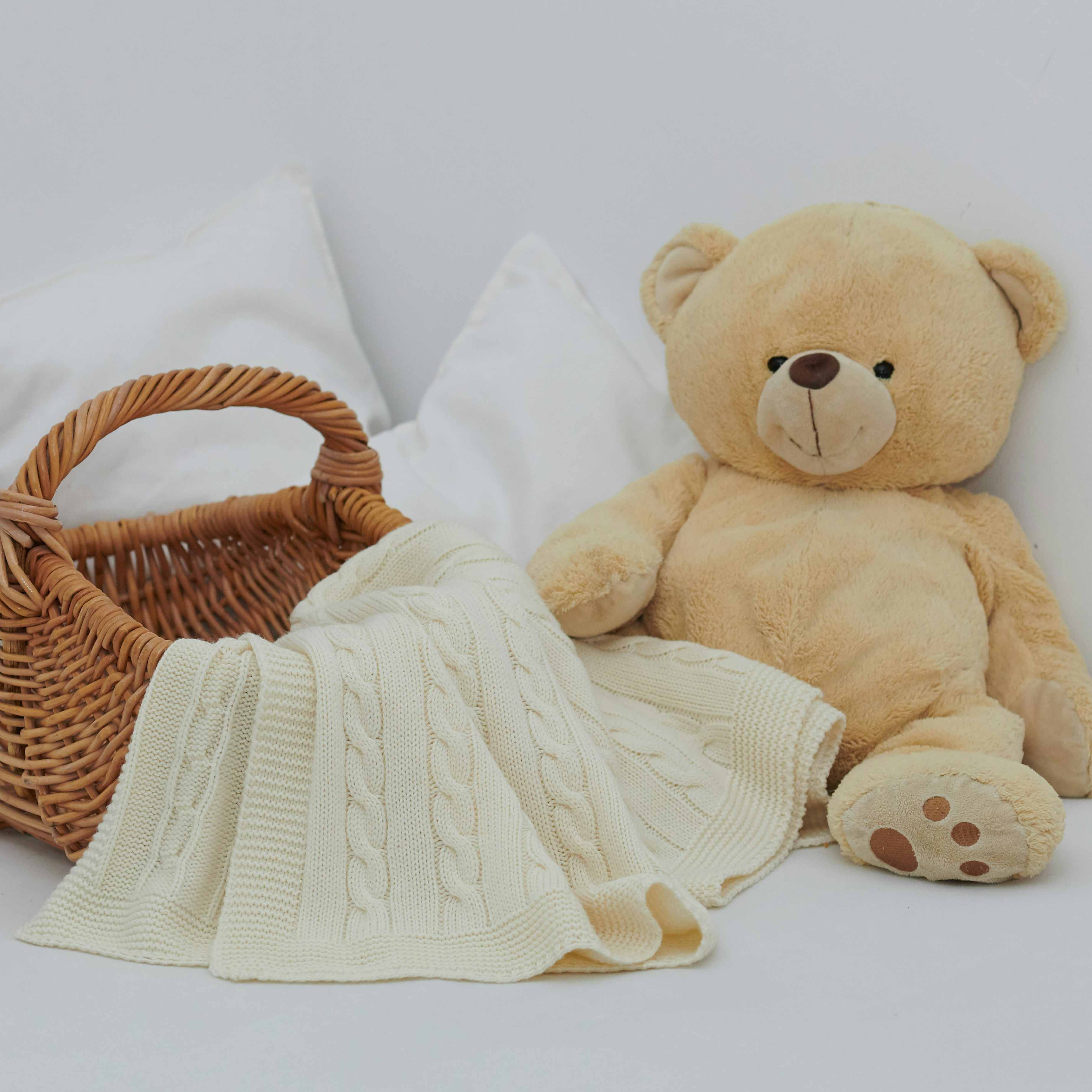 Toys, Books, & Gifts