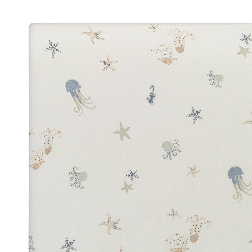 Cove Fitted Crib Sheet (Sea Life)