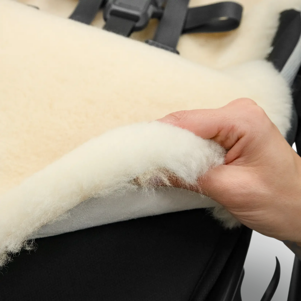 Uppababy Luxe Seat Liner- Shearling Wool