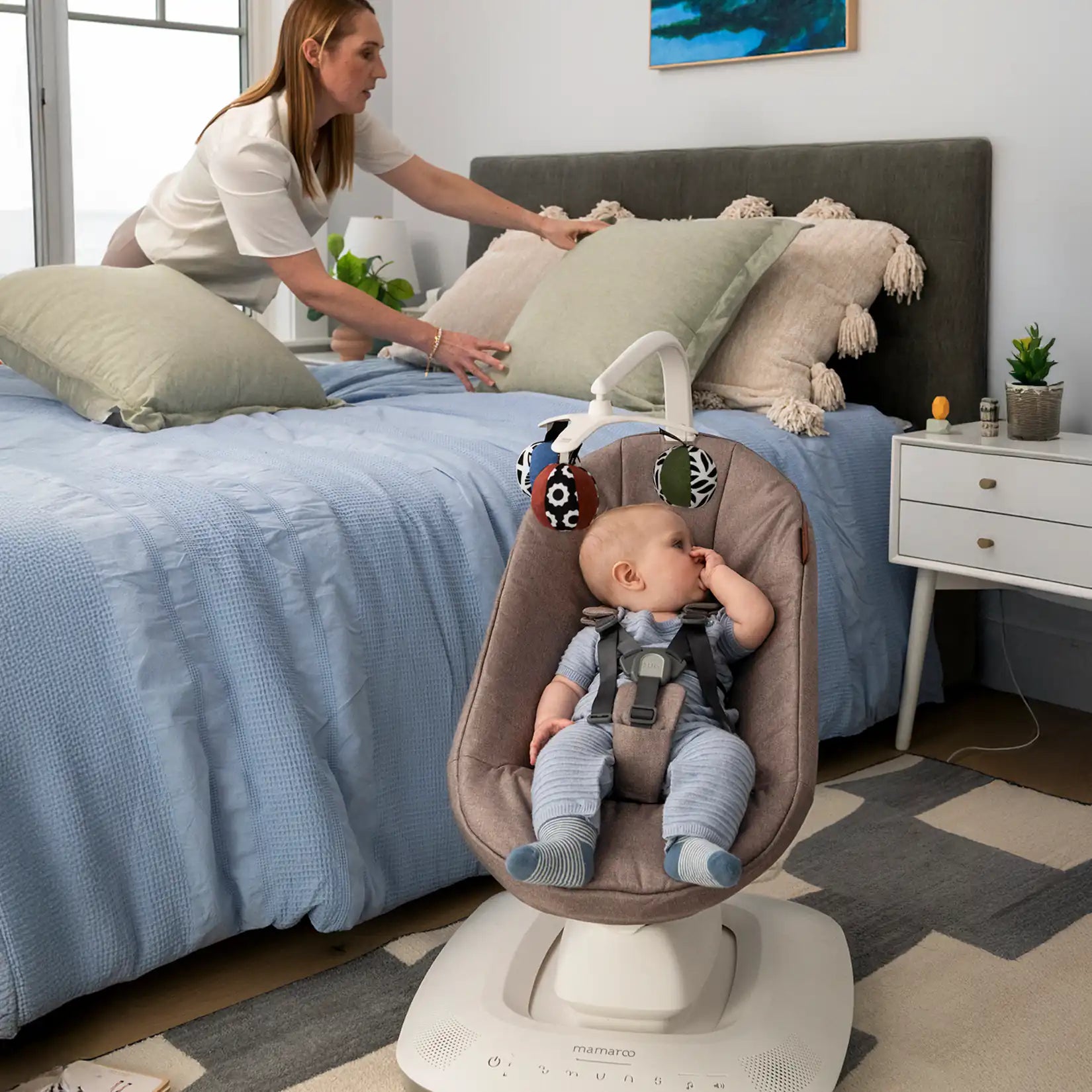 Mamaroo Smart Swing - Local Pickup