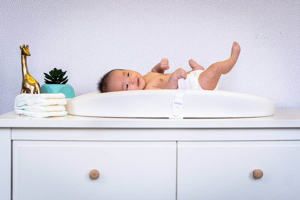 Hatch Grow Smart Changing Pad & Scale