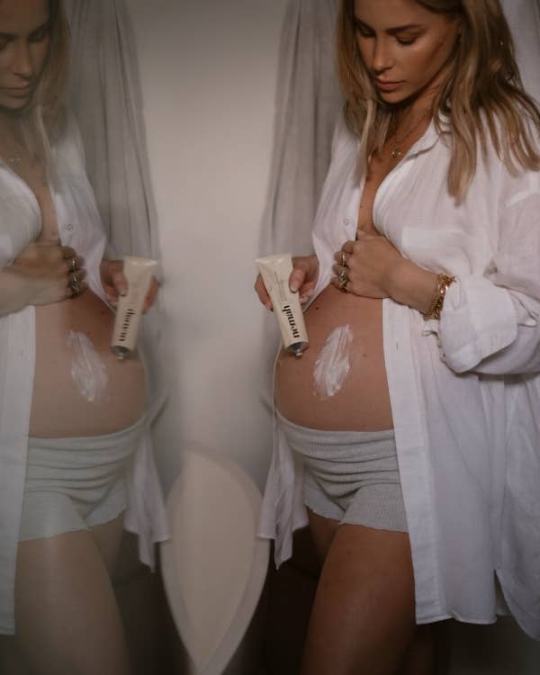 Revitalizing Stretch Mark Cream – Hydrating Body Care