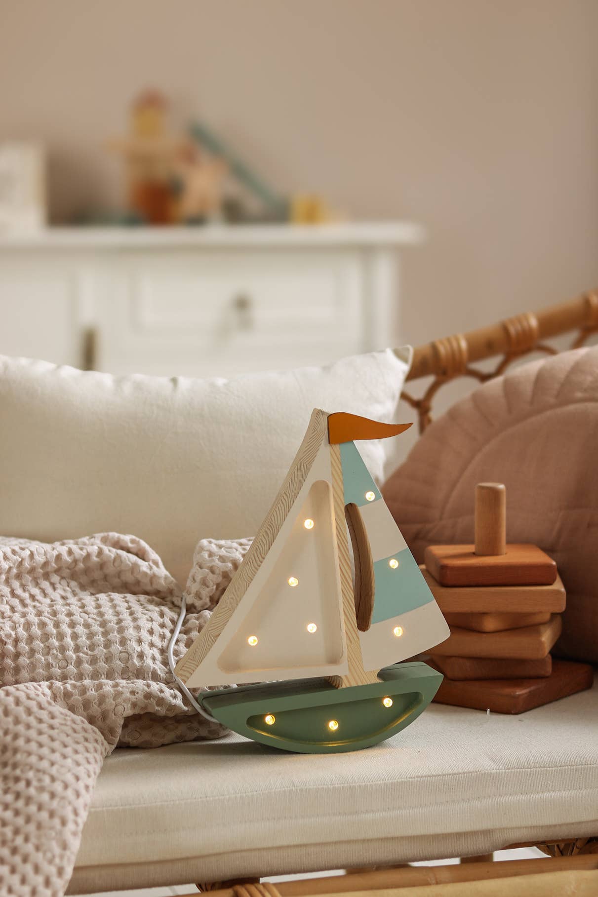 Little Lights Mini Sailboat Lamp