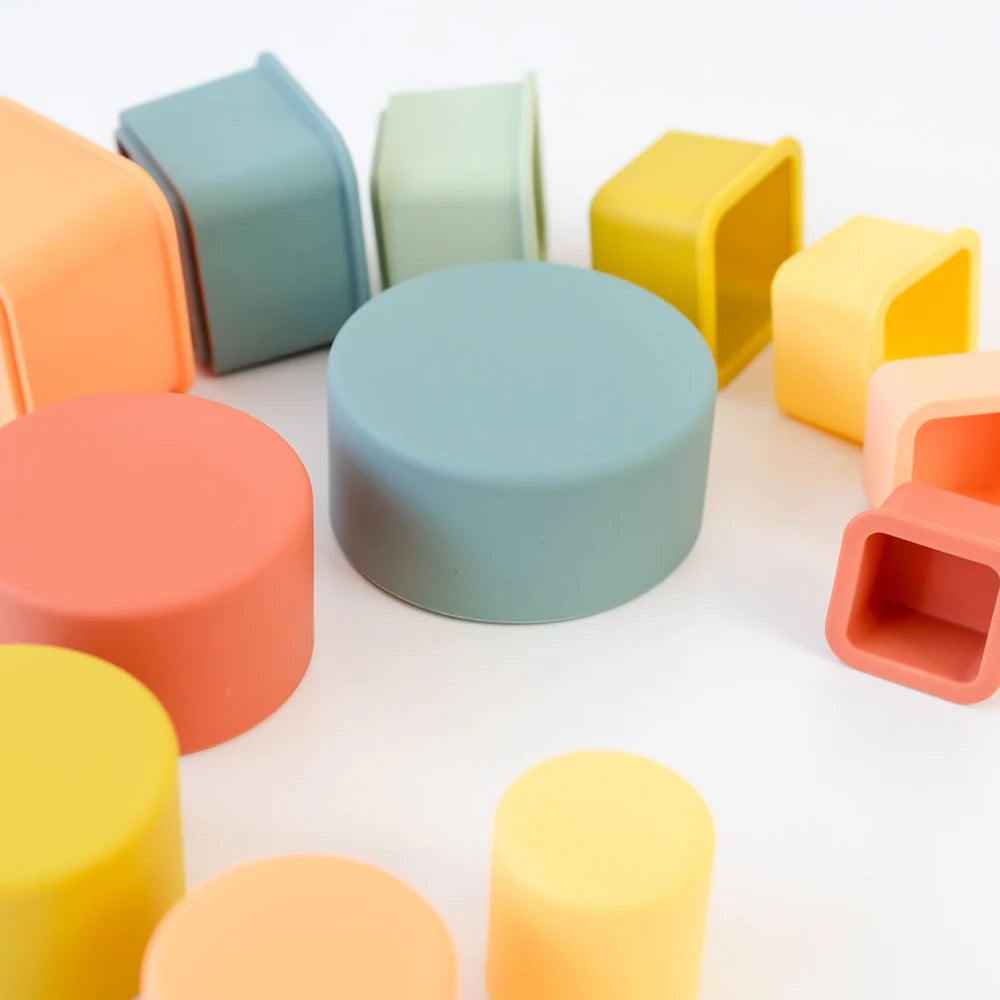 Round Stacking Cups