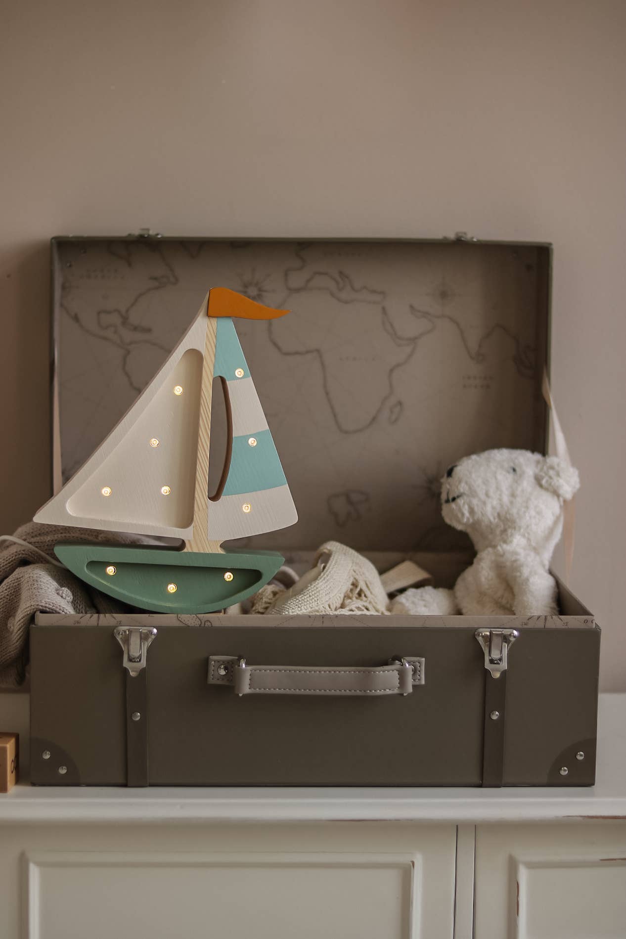 Little Lights Mini Sailboat Lamp