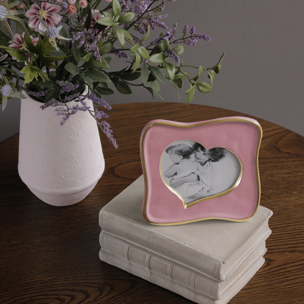 FRAME Encanto Curved Heart 5 x 5 (Pink)