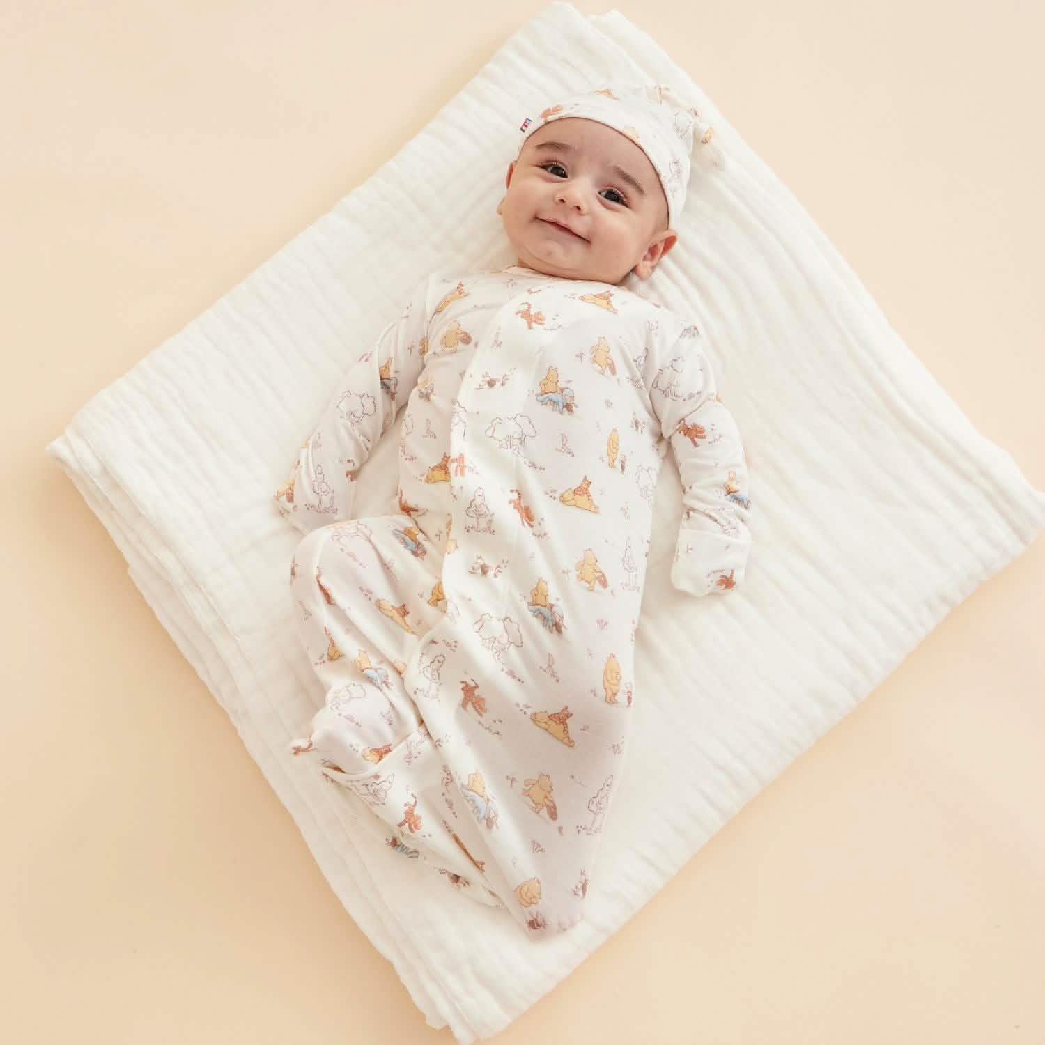 Moments with Friends Magnetic Gown and Hat Set