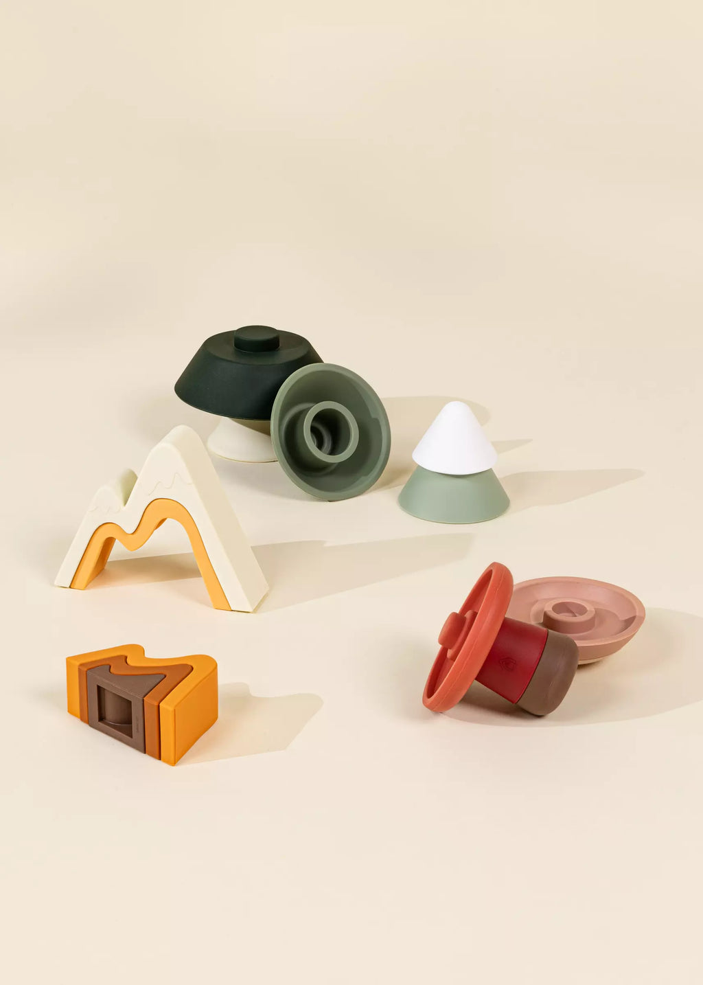 Silicone Stackable Forest Set (16 Pieces)