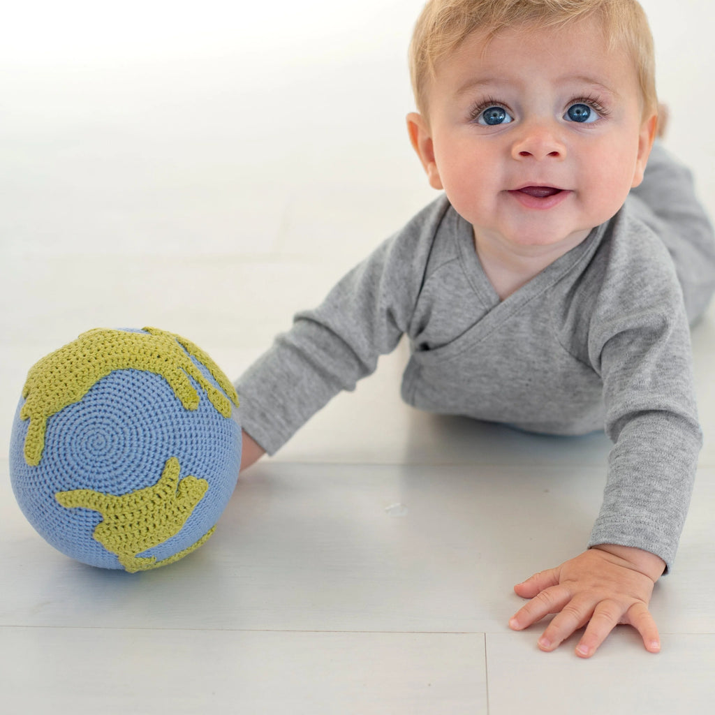 8" Globe Rattle