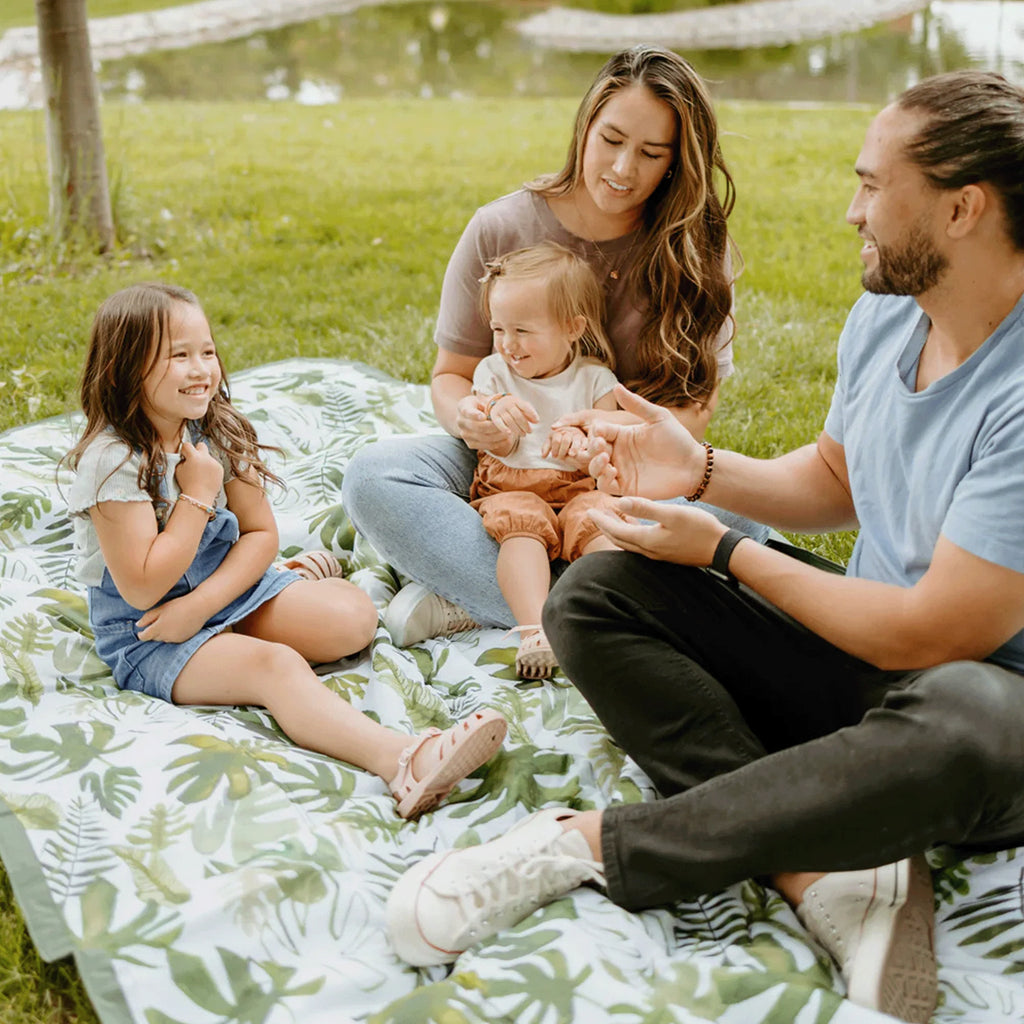 Outdoor Blanket- Tropical Lead