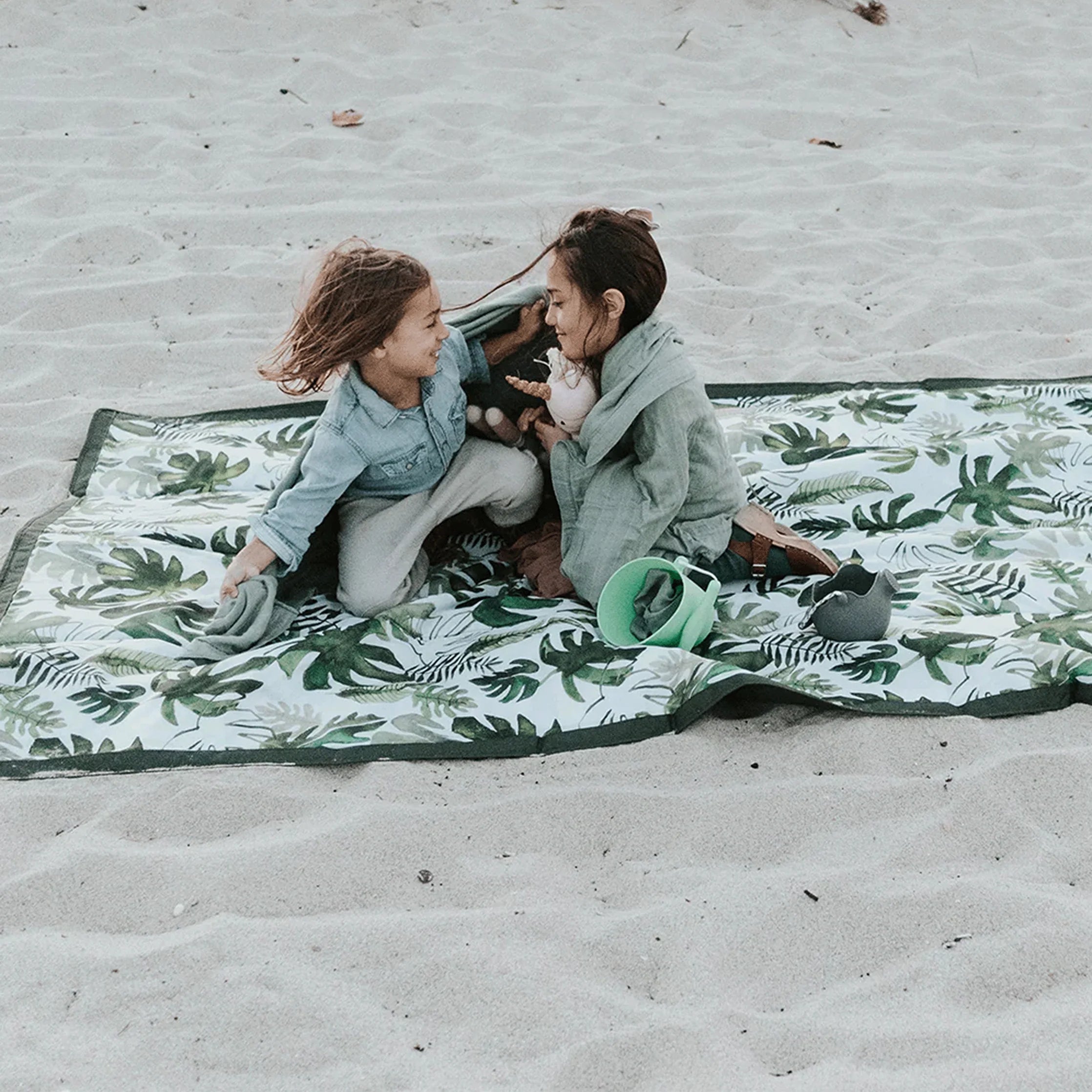 Outdoor Blanket- Tropical Lead