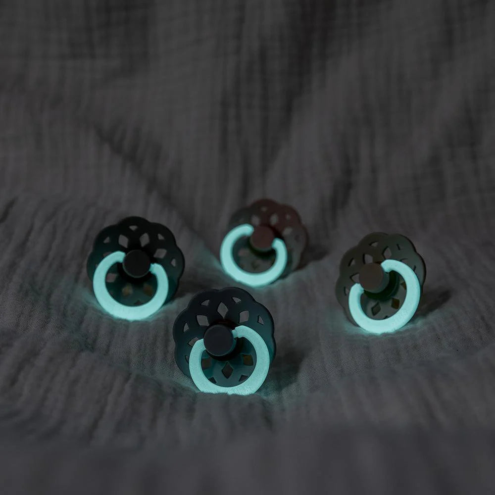 Colour GLOW 2 Pack Pacifiers