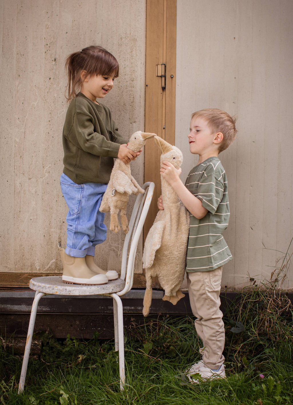 Cuddly animal Goose small | linen