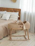 Standard Moses Basket with Round Hood